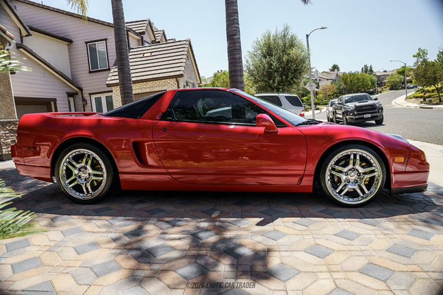Used 2004 Acura NSX T RWD image 20