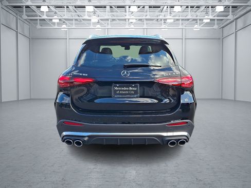 Certified 2025 Mercedes-Benz GLC 43 AMG 4MATIC image 5