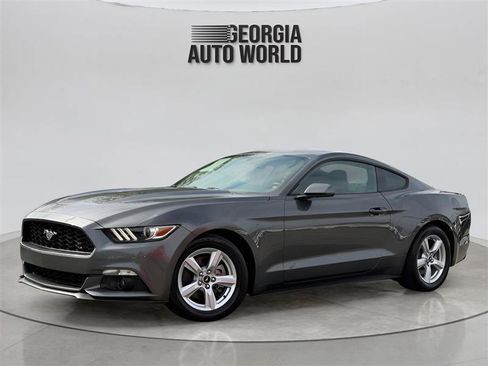 Used 2015 Ford Mustang Coupe RWD image 5