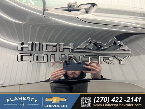 Used 2024 Chevrolet Silverado 1500 High Country w/ Midnight Edition image 18