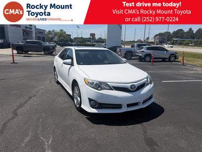 Used 2012 Toyota Camry SE w/ Convenience Pkg