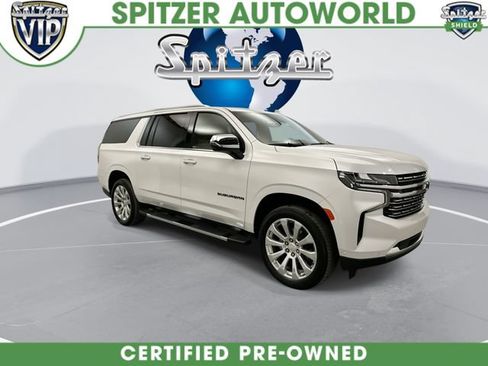 Used 2024 Chevrolet Suburban Premier w/ Advanced Technology Package AWD/4WD image 2