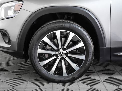 Certified 2021 Mercedes-Benz GLB 250 image 6