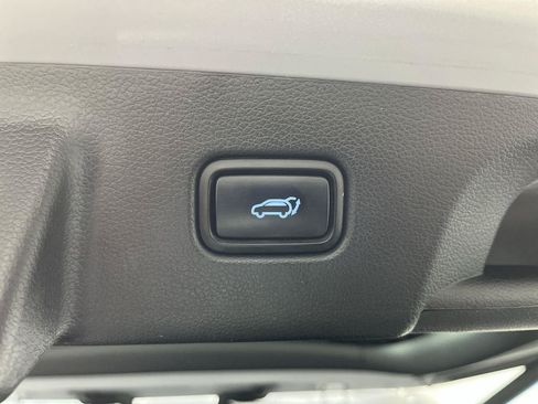 Used 2021 Hyundai Palisade SEL w/ Premium Package AWD/4WD image 5