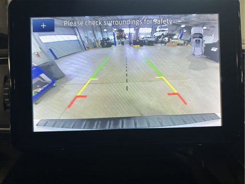 Used 2020 Ford Explorer XLT w/ Equipment Group 202A AWD/4WD image 27
