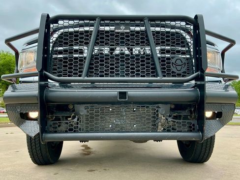 Used 2024 RAM 3500 Tradesman w/ Chrome Appearance Group image 9