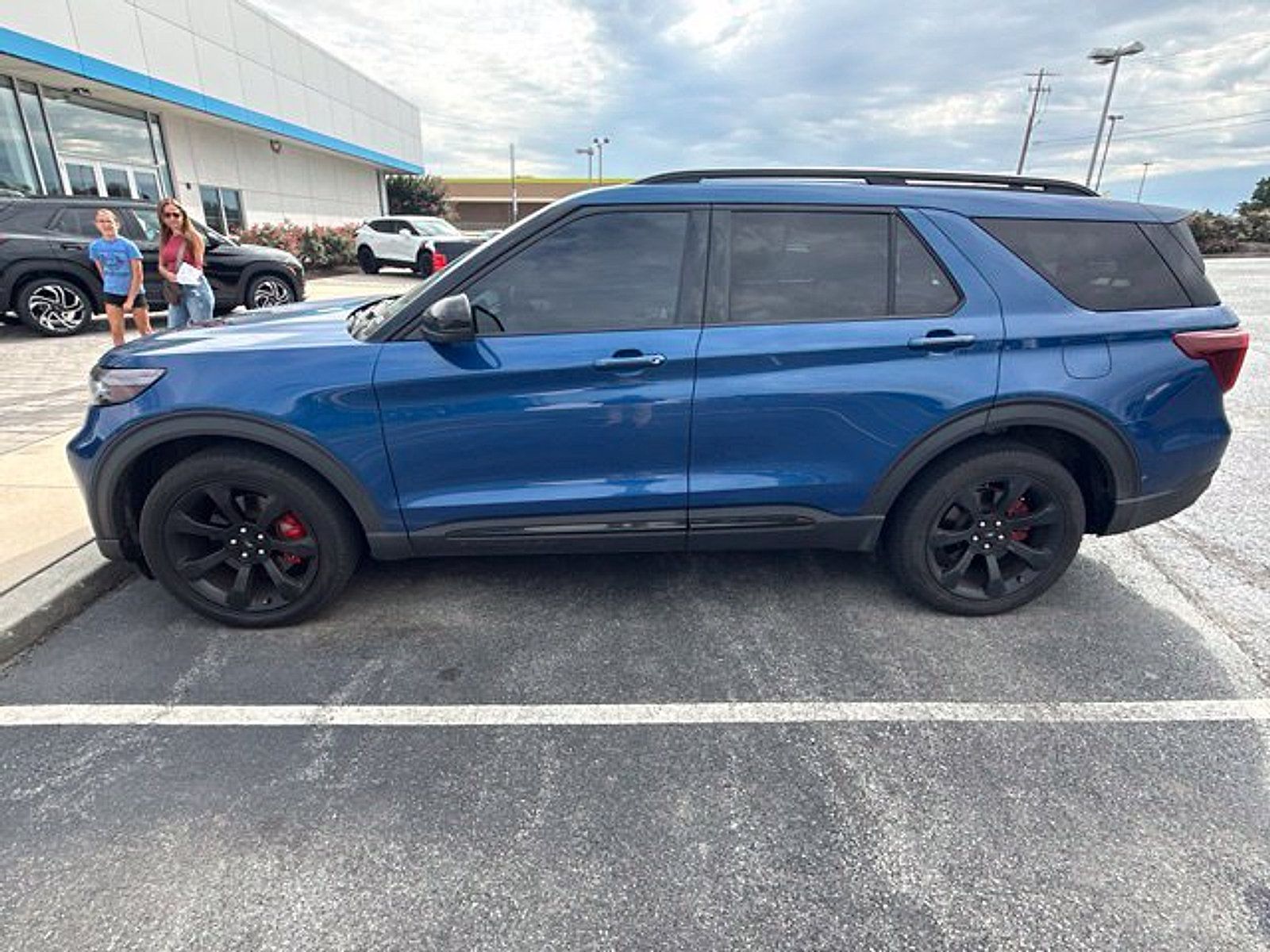 Used 2023 Ford Explorer ST w/ Equipment Group 401A AWD/4WD image 6