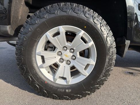 Used 2016 Chevrolet Colorado LT w/ LT Convenience Package image 12