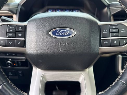 Used 2024 Ford Expedition Max Limited AWD/4WD image 22