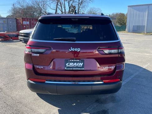 Used 2024 Jeep Grand Cherokee L Limited w/ Luxury Tech Group II image 6