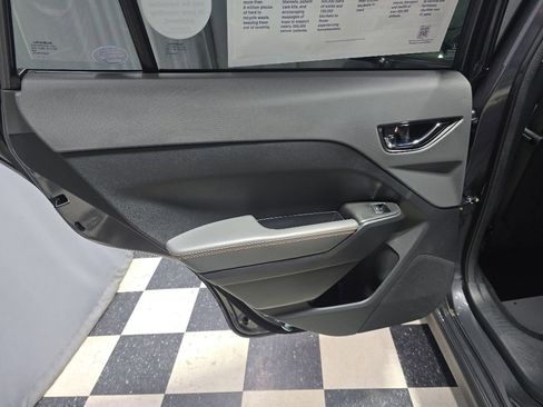 Used 2026 Subaru Crosstrek 2.5i Limited AWD/4WD image 12