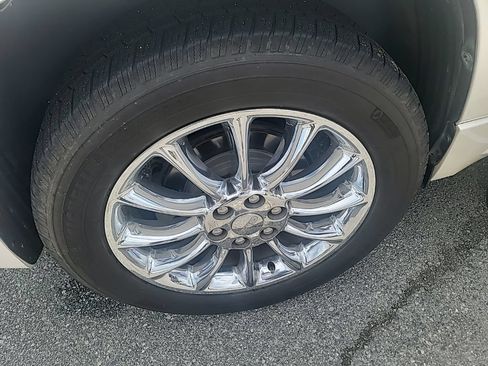 Used 2014 GMC Acadia Denali FWD image 7