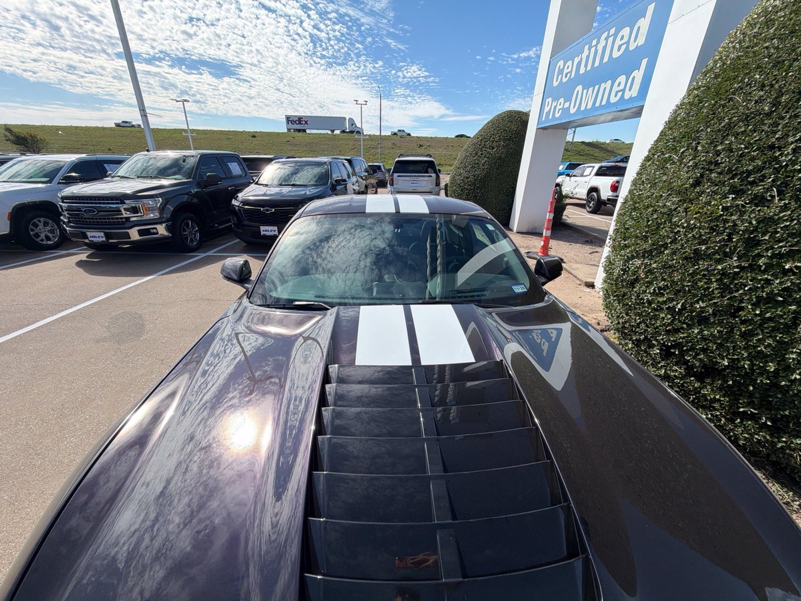Used 2022 Ford Mustang Shelby GT500 w/ Technology Package RWD image 20