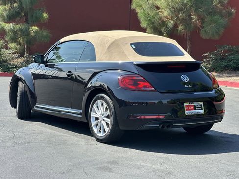 Used 2019 Volkswagen Beetle 2.0T SE image 4