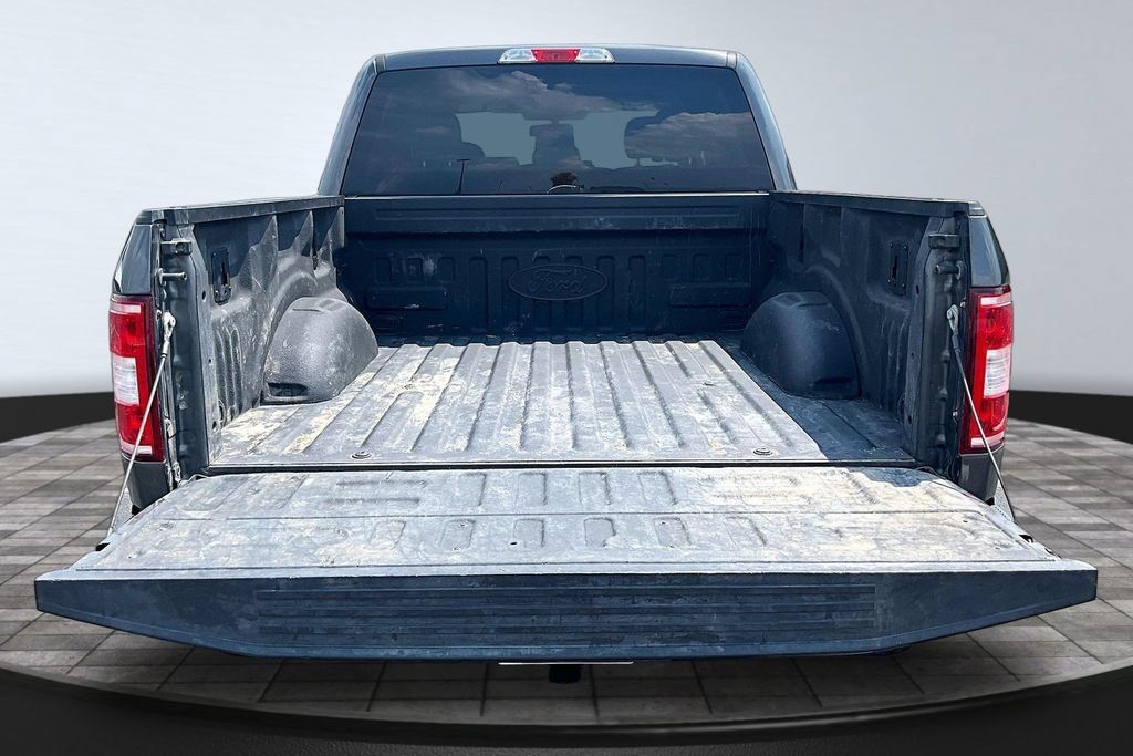 Used 2019 Ford F150 XLT w/ Equipment Group 302A Luxury AWD/4WD image 16