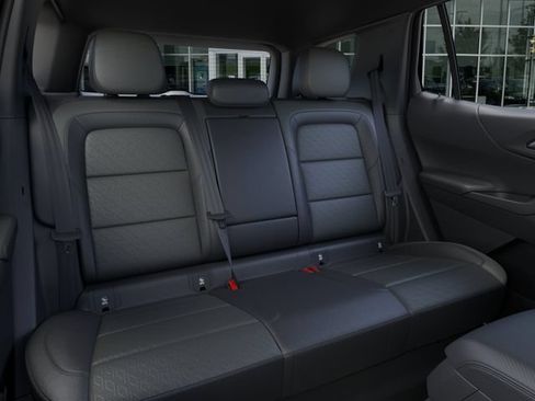 New 2027 Chevrolet Equinox LT w/ Convenience Package II FWD image 17