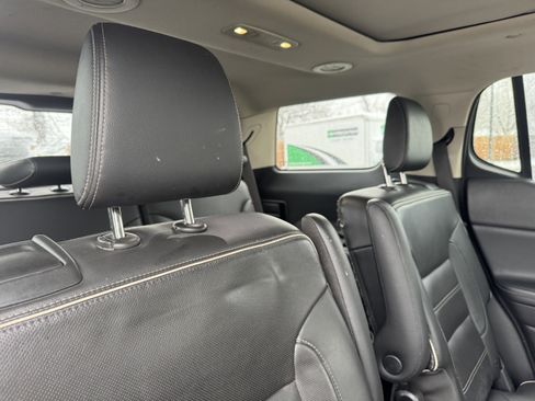 Used 2019 GMC Acadia Denali w/ Technology Package image 21