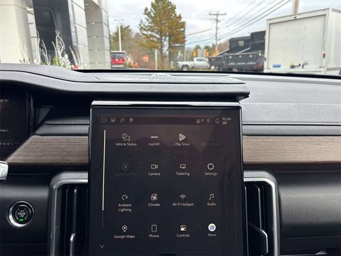 Certified 2026 GMC Acadia Denali w/ LPO, Floor Liner Package image 30