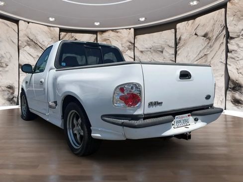 Used 2003 Ford F150 Lightning RWD image 8
