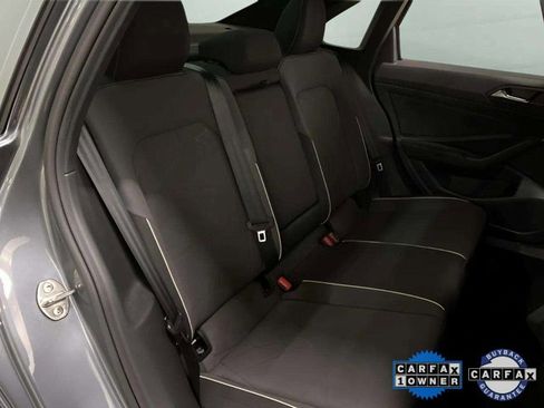 Used 2025 Volkswagen Jetta Sport image 75