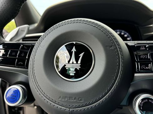 New 2024 Maserati Grecale GT image 34