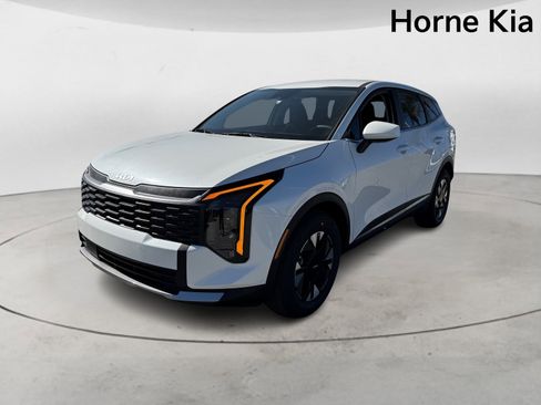 New 2026 Kia Sportage LX image 7