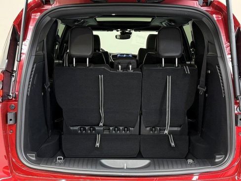 New 2026 Chrysler Pacifica Select image 7