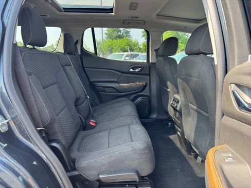 Used 2019 GMC Acadia SLE FWD image 21