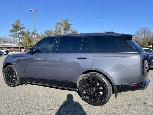 Used 2025 Land Rover Range Rover Long Wheelbase SE image 5