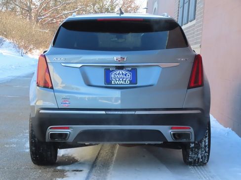 Used 2023 Cadillac XT5 Premium Luxury w/ Technology Package image 16