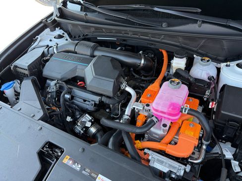 Used 2025 Hyundai Tucson SEL image 13