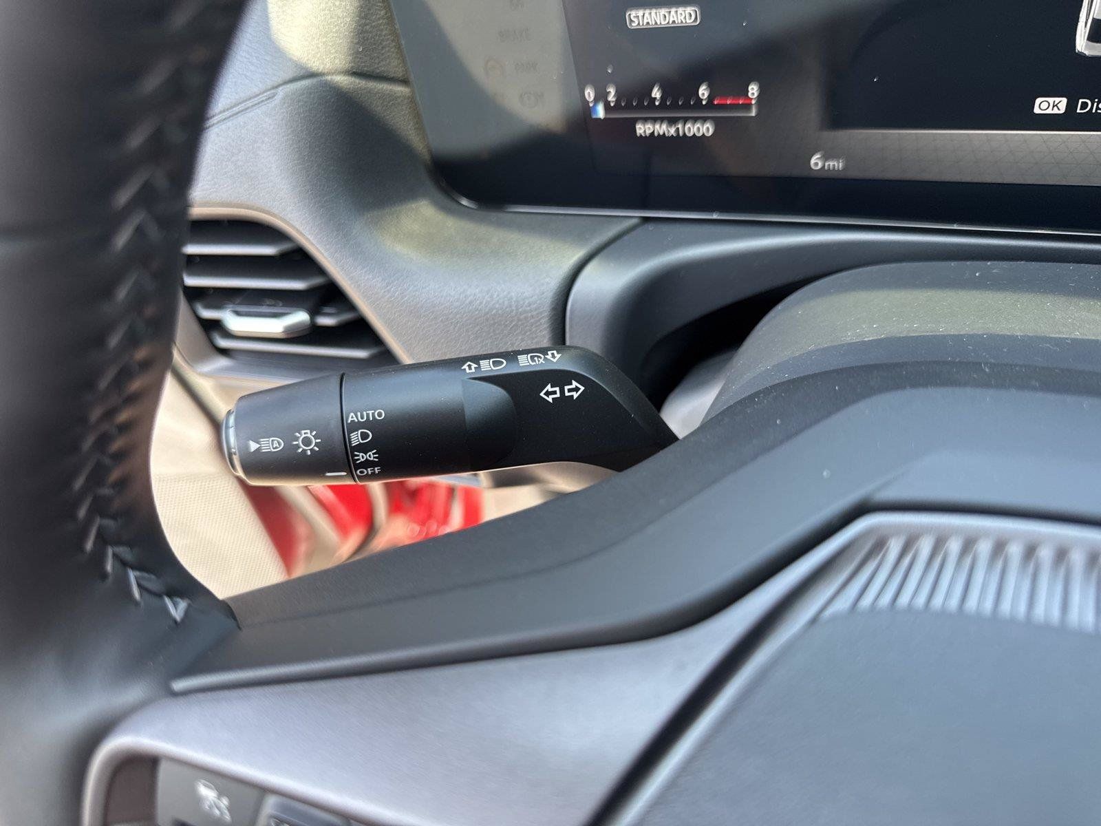 New 2027 Nissan Sentra SV w/ SV Convenience Package FWD image 15