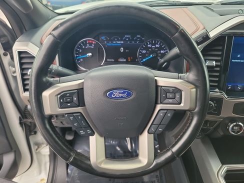 Used 2022 Ford F350 Platinum AWD/4WD image 25