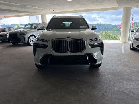 Used 2023 BMW X7 xDrive40i w/ Executive Package AWD/4WD image 5