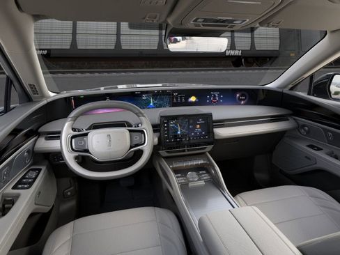 New 2025 Lincoln Nautilus Premier w/ Equipment Group 102A image 9