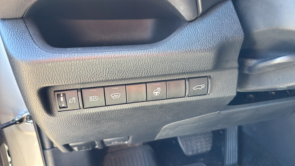 Used 2024 Toyota RAV4 XLE w/ Convenience Package AWD/4WD image 20