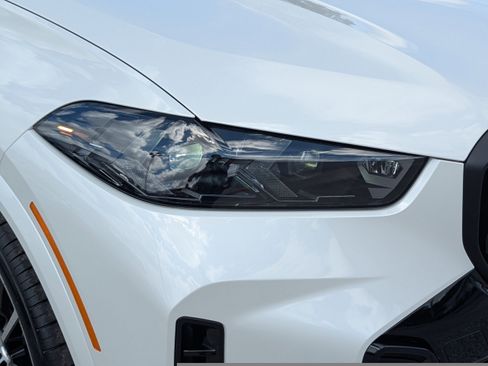 New 2026 BMW X5 xDrive40i w/ M Sport Package image 7