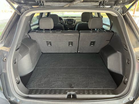 Used 2022 Chevrolet Equinox LS w/ LS Convenience Package image 23