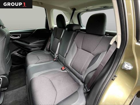 Used 2024 Subaru Forester Premium AWD/4WD image 21