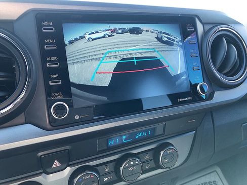 Used 2021 Toyota Tacoma TRD Off-Road image 20