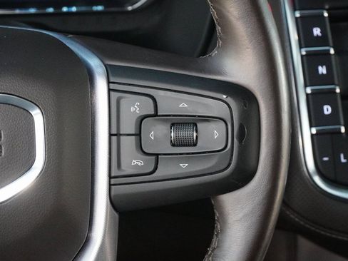 Used 2022 GMC Yukon SLT w/ SLT Premium Package image 20