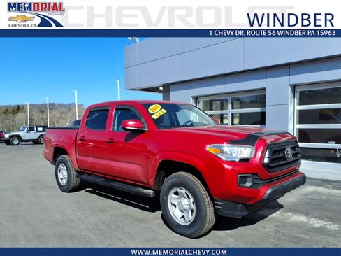 Used 2020 Toyota Tacoma SR image 1