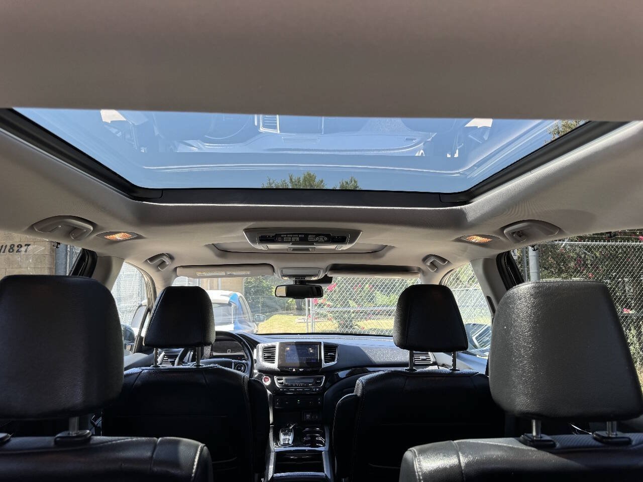 Used 2018 Honda Pilot Elite image 39