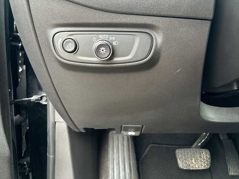 Certified 2024 Chevrolet Equinox RS image 17