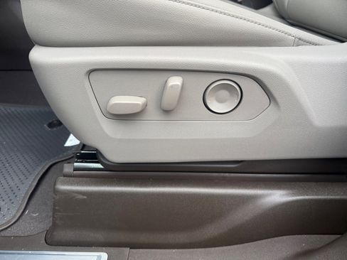 New 2026 GMC Sierra 1500 SLT w/ SLT Premium Plus Package image 26