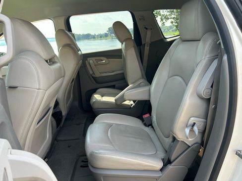 Used 2012 Chevrolet Traverse LT AWD/4WD image 13