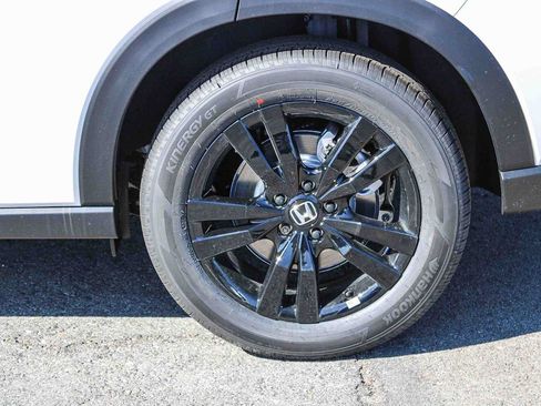 Used 2027 Honda HR-V Sport image 8