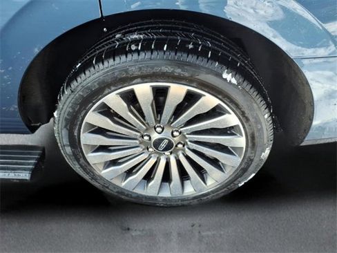 Used 2019 Lincoln Navigator Reserve w/ Cargo Package image 7