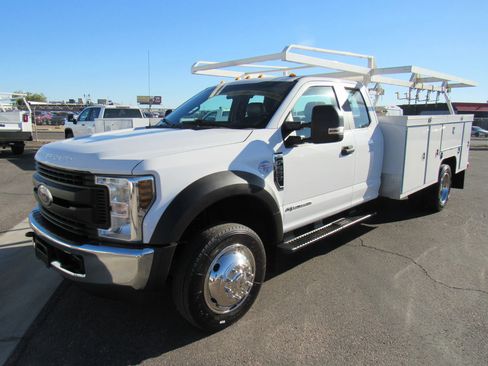 Used 2019 Ford F550 2WD SuperCab Super Duty image 24