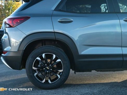 Used 2023 Chevrolet TrailBlazer LT w/ Convenience Package image 5